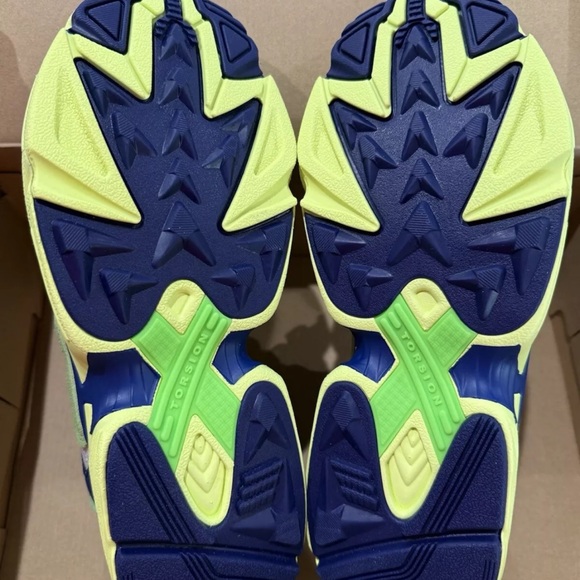 Men’s Adidas Yung-1 Casual Sneakers Solar Green NEW EG2922 - Picture 5 of 8